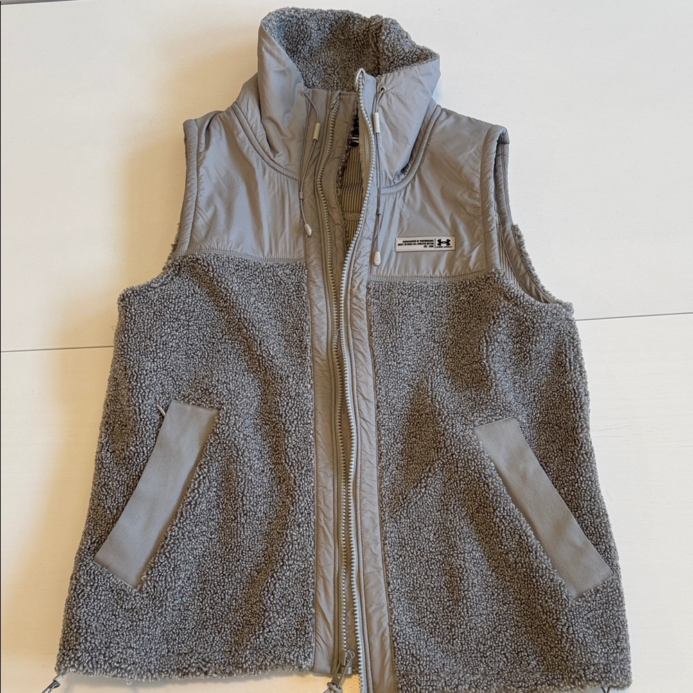 Under Armour Charcoal Sherpa Vest